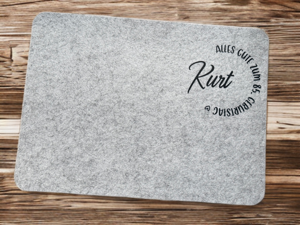 Personalisiertes Filz-Platzset zum Geburtstag