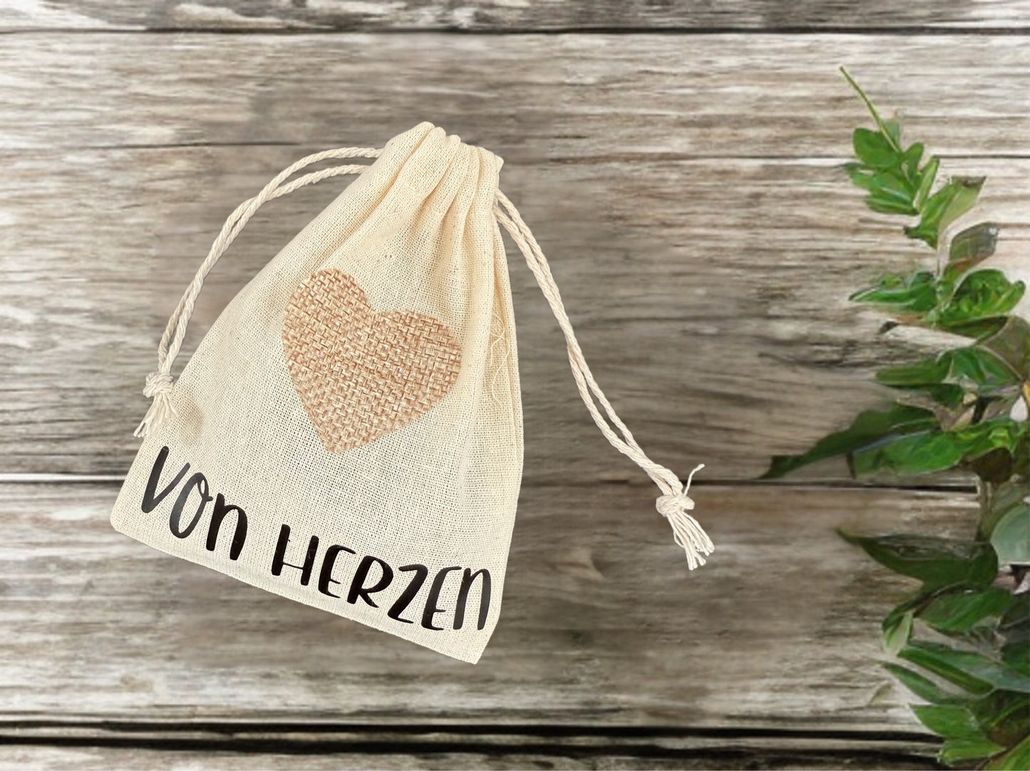 Geschenksäckchen mit praktischem Zugband