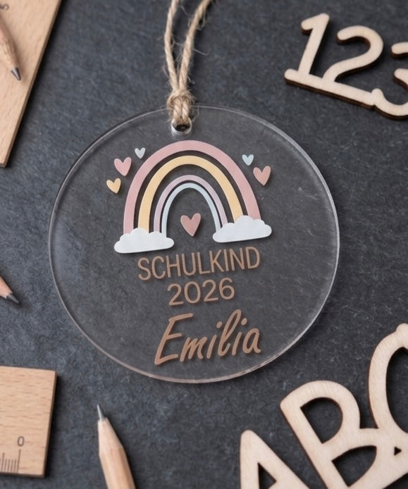 Personalisierter Schultütenanhänger mit Wunschmotiv | Acrylanhänger Einschulung | Design frei wählbar mit Name & Jahr