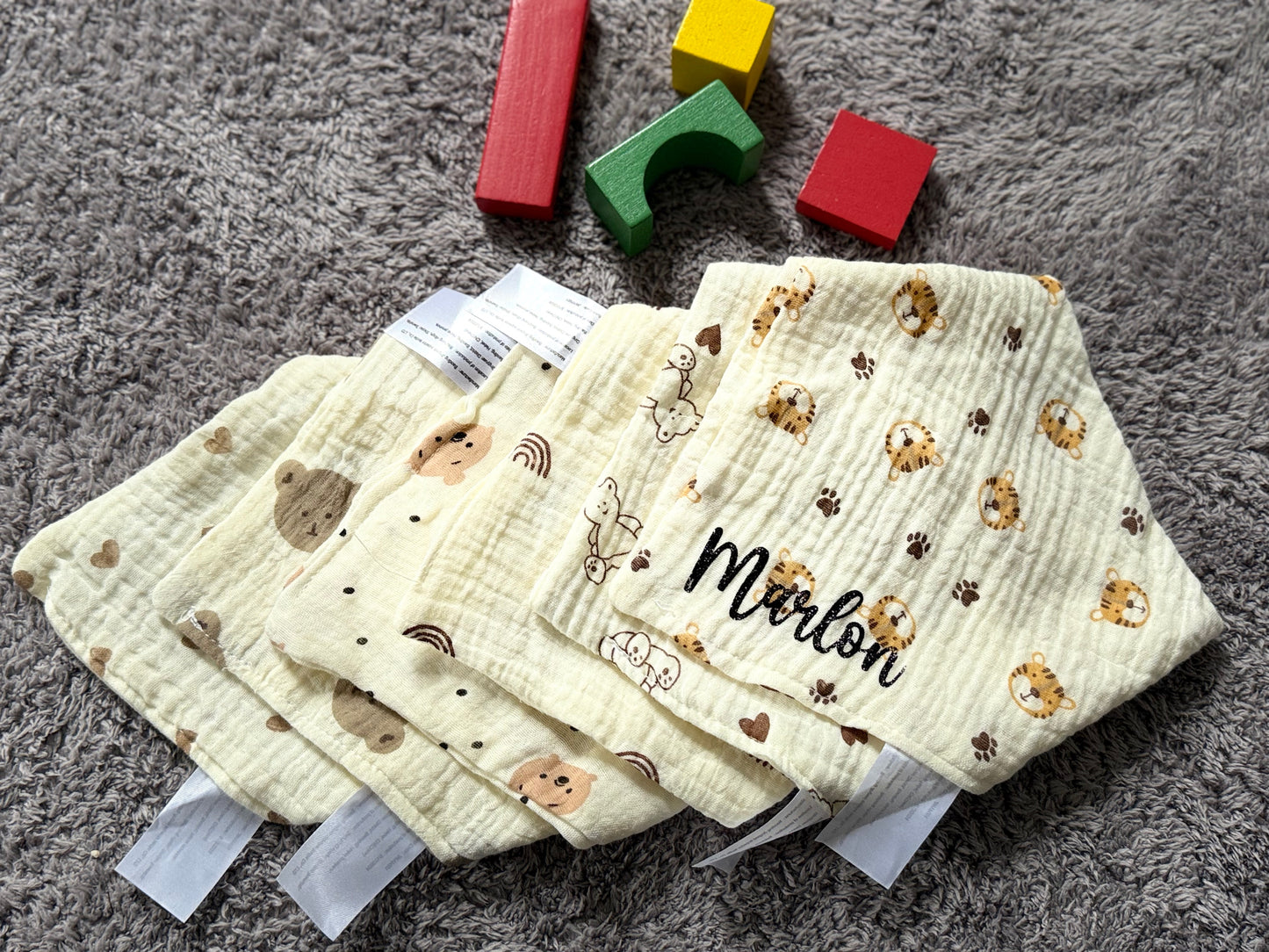 Musselin Dreieckstuch personalisiert